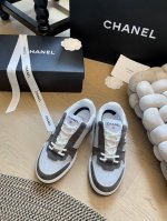 Chanel 24A新款熊猫休闲鞋 新色！顶级版本出货 鞋面：妮布 内里：羊皮 原版tpu大底 Size:35-40