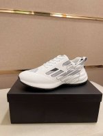 工厂价 阿玛尼 Armani Exchange 官网最新款 Ax时尚休闲男鞋，爆款版型简洁大气，潮男专属.独有的官网最新品牌元素元素原版装饰，时尚又大方，面料原