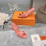 Hermès 爱马仕 最新高跟气质凉鞋 耗时半年时间开发，终于完美复刻出货 H家的高跟鞋是我见过最简约最耐看最有气质的！！！任何风格都能hold住，7cm高度轻