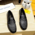 LOUIS VUITTON 里 路易威登 新款男士休闲商务皮鞋官网原版复制，鞋面采用进口官网1:1材料制作意大利牛皮面，高端内里绝非一般的工艺制造，大厂工艺流程
