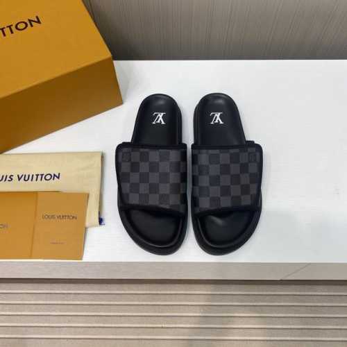 出厂价 顶级品质 Lv 驴家2024 情侣款 Miami 魔术贴凉鞋拖鞋，本款 Miami 凉拖取材 Mini Monogram 织物，与当季女士系列遥相呼应。