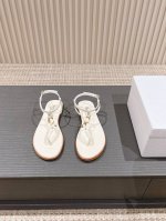 出厂 迪奥 Dior 2024春夏新款高定系列 C’Est 平底圆头女鞋 明星同款cd字母logo五金扣人字拖夹指凉拖鞋 顶级高端版本 鞋面：定制牛皮 内里：定