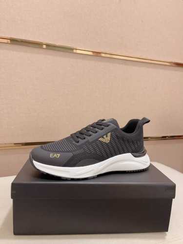 工厂价 阿玛尼 ARMANI EXCHANGE 官网最新款 AX时尚休闲男鞋，爆款版型简洁大气，潮男专属.独有的官网最新品牌元素元素原版装饰，时尚又大方，面料原