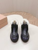 出绒面 皮面 Miumiu 新厚底羊毛高帮鞋乐福鞋 擦色 复古风 超级耐看 耐穿 瘦腿神器 简约大气 矮子乐 经典三角扣加齿牙厚底 经典时尚不过时，5.5Cm
