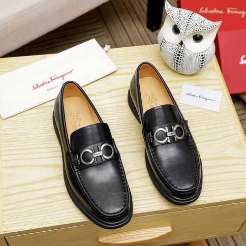 工厂价 菲拉格幕 Ferragamo 新款男士休闲套脚鞋官网原版1:1开模，原单品质做工精细，高端奢华鞋面采用进口意大利头层牛皮奢华水染皮内里橡胶耐磨防滑大底，