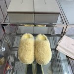 Marni 毛拖超舒适光腿穿 回头率满分一年四季都能随意出门就穿博主热门单品推送码数:35-44