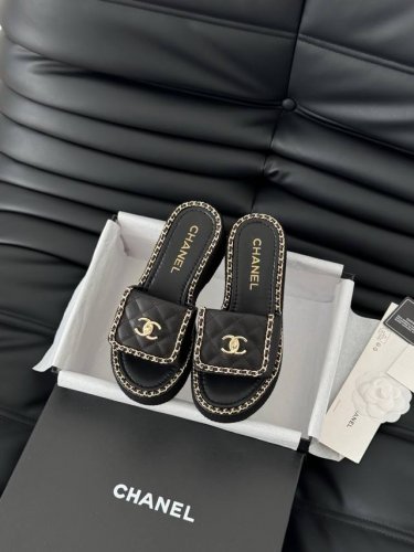 Chanel 25C春夏新款全系列链条拖鞋全系列首发 专柜有的我都有！高版本高品质鞋面牛皮 原版面料 内里羊皮 原版大底Size:35-39 其他码数定