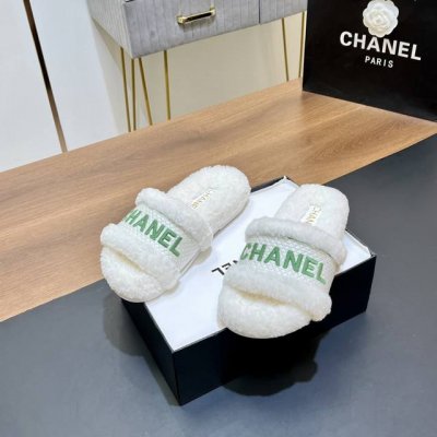 顶级版本 跑量不议价 Chanel 香奈儿 专柜同步新款电绣字母毛拖鞋 羊毛拖鞋 系列火爆上新，这一季毛拖香家小爆款！ 认准我家细节实力拍 专柜买版按正品1：1