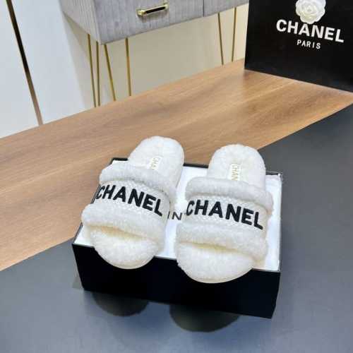 顶级版本 跑量不议价 Chanel 香奈儿 专柜同步新款电绣字母毛拖鞋 羊毛拖鞋 系列火爆上新，这一季毛拖香家小爆款！ 认准我家细节实力拍 专柜买版按正品1：1