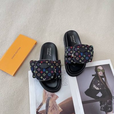 出厂： Louis Vuitton 路易威登2025顶级专柜 官网上新 顶级首发 Lv 25Ss 书包拖 Lv拖鞋 Lv潮鞋 Louis Vuitton 小红书
