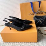 Loui* Vuitto* L驴牌2025年新款 Circle 银色标识 尖头小猫跟后空高跟鞋 跟高:5.5Cm 码数 35-39订做34.40.41
