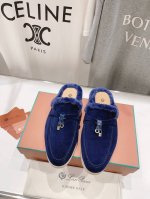 高版本出厂 毛拖 男码+10 Loro Piana* Lp万年经典款乐福鞋 简约时尚 脚感超级舒适 一天可以暴走两万步的鞋子 超级百搭款！ 鞋面采用独特针织面料