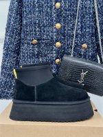 厂价 Ugg 24Ss新品厚底马毛雪地靴 这无法抗拒的新时尚～今年的厚底系列真的是小个子的福音 轻便好穿，要温暖更要大长腿！显的腿超长，休闲又时髦，踩上去像掉进