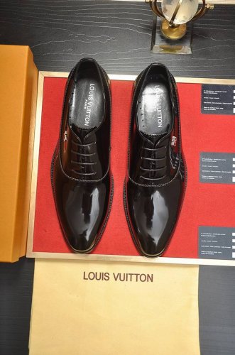出厂价 LOUIS VUITTON 羊皮内里 新款牛皮LV正装鞋专柜一比一制作原单品质、进口牛皮鞋面全羊皮内里原单原版橡胶大底、｛高品质看得见｝码数：38-45