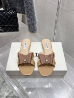 顶级版本 Bally 2025春夏新款时尚织带蝴蝶结扣饰粗跟平底拖鞋凉鞋单鞋系列 款式新颖别致，采用方形头型设计 配以最新Bally 字母扣搭设计突出品牌标识，