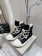 出厂 布面 Rick Owens欧文斯 24ss 新款情侣款机车靴绑带短靴原版购入开发 做货 掌握时尚的默契，采用全粒面小牛皮，散发出品质与独特设计的高级光芒。