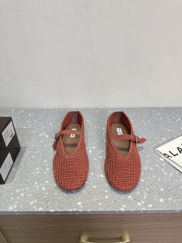 ALAIA 阿莱亚 小众潮牌 25ss春夏新款芭蕾舞鞋 法国高端一线高定品牌 AzzedineAlaia:时尚界最后的手艺人巴黎时装界以及全世界都享有盛誉维多利