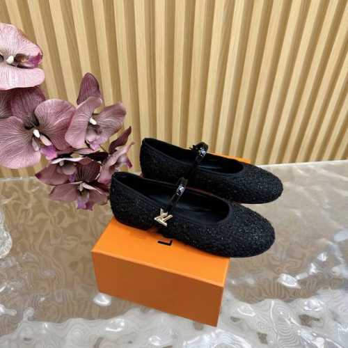 LV 路易威登 25 2025 早春新品 顶级版本专柜主打最新款 玛丽珍漆皮单鞋 硬货上新 鞋面：羊皮 漆皮内里：进口山羊皮里大底：真皮大底鞋码: 35-42