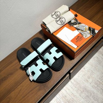 女款 男款10 品牌：Hermes 编号：H8018-210199 颜色：掌纹新色系 码数:35一40 38-45 鞋面材质：进口小牛皮 大底材质：Tpu防滑耐