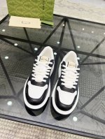 新款男鞋gucci 最新鞋出货。原单品质 时尚潮流 采用特殊材料 内里网羊皮 全新包装。脚感超舒适，做工简直无可挑剔 码数:38-45