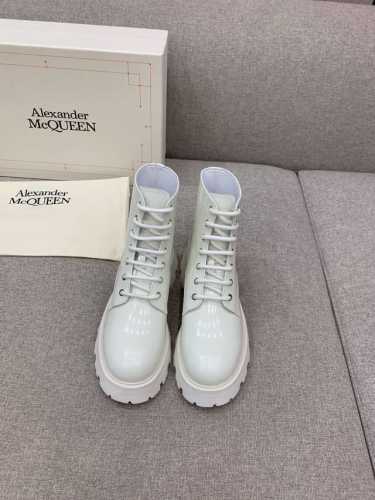 单鞋 短靴 Alexander Mcquee*厚底休闲系列 小个子女生的福音 上脚超酷 经典百搭 鞋面开边珠牛皮 内里垫脚羊皮 原版开模大底 尺码35-39 4