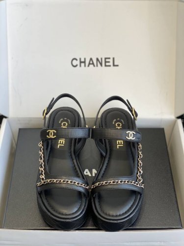 代购级530（官网同步飞机盒包装） chane…L Ss25 New Arrival～ 小香经典坡跟凉鞋经典色+24春夏配色 正品比对图组，大货开箱视频！ 面料
