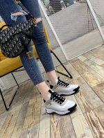 升级版 Chanel 香奈儿四季休闲运动鞋原版购入套楦一比一制作， 面料：头层丝绸牛皮配高弹莱卡配针织物舒适透气 Tpu3合1超轻大底 上脚舒服.百搭 内置2公
