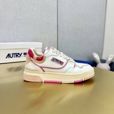 出厂价 小众品牌 autry小白鞋liglio全面上架火爆，专柜官网断码断货， autry小白鞋超级复古百搭好看韩国风欧美风日常搭配都可现在博士们的ck是这双a
