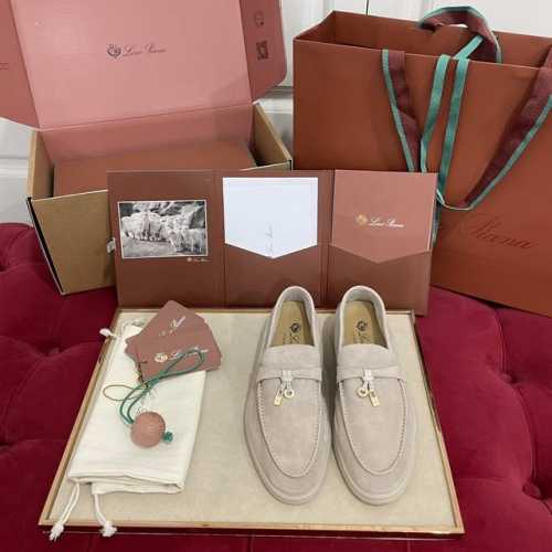 莞厂 代购级别 Loro Piana* Fw24经典乐福鞋休闲鞋 诺悠翩雅lp奢华品牌 低调富人的不二选择！ 简约高级 低调奢华 随性好穿，舒适度满分 鞋面：原