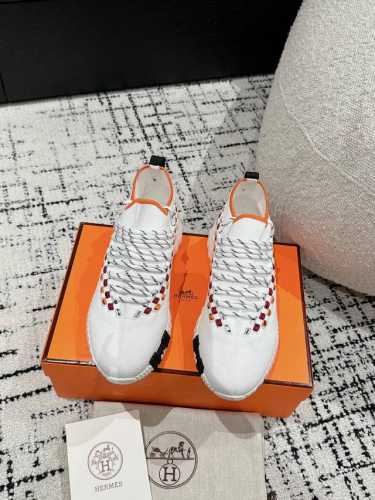 男+10 #顶级版本 情侣款 Hermes 爱马仕 24 Fe New Arrival~ 秋冬新款 Bouncing 情侣运动 休闲鞋 爱马仕最舒服的鞋，没有之