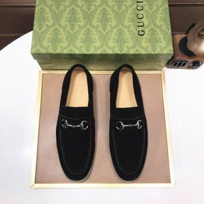 工厂批 古奇 Gucci 高端牛里 新款gucci* 顶级版本 古奇经典休闲皮鞋！选用进口原版牛皮面，内里头层舒适牛皮内里！原版耐磨橡胶大底！高品质精品！码数3