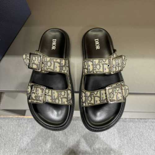 码数38-45Dior迪奥 最新款H-Town 系列 Oblique 厚底 拖鞋 凉鞋原版购入开发 做货 这款 Dior H-Town 凉鞋致敬运动风格经典标识