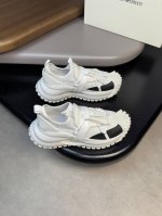 emporio Armani 安普里奥 阿玛尼 -高端品质 原单 -鞋面：品牌弹力帆布布匹.热转印工艺、品牌塑胶模块、织带 -内里：品牌帆布 -大底：原版超轻t