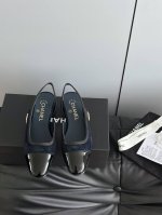 批340 Chane*25最新后空Slingback钻扣单鞋凉鞋 最喜歡穿香奈兒的Slingback 這一個終於看到喜歡的 上脚惊艳~经典小圆头设计，优雅的钻扣