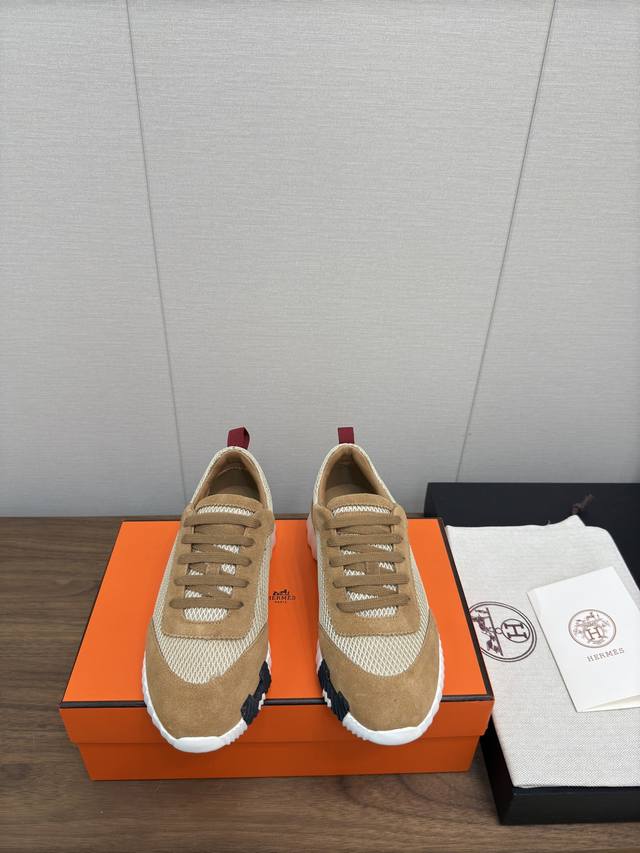 hermes 爱马仕 25/ Fe New Arrival~ 新款 Bouncing 情侣运动 休闲鞋 顶级版本 P390 男款10 爱马仕最舒服的鞋，没有之1