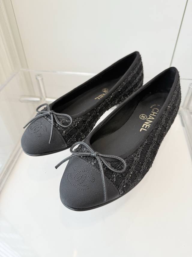 chanel经典芭蕾舞鞋 皮底￥：270 size：34 35 35.5 36 36.5 37 37.5 38 38.5 39 39.5 40 40.5 41
