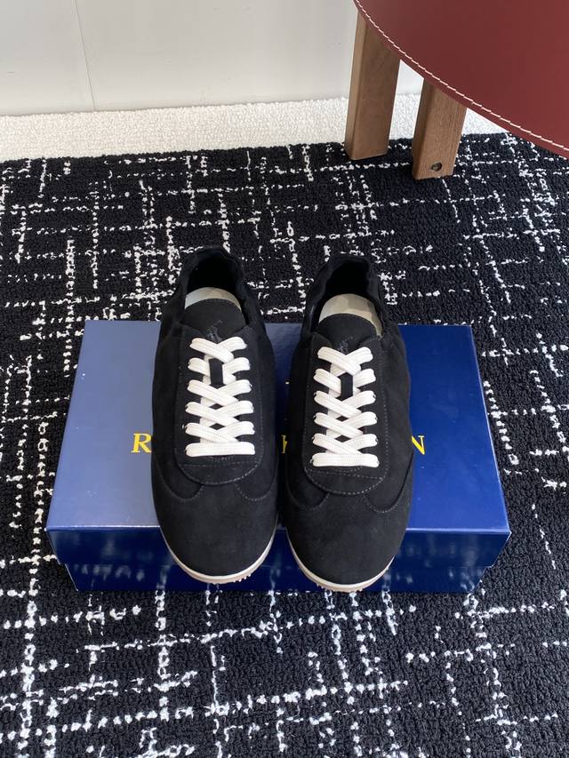 代购级470 polo 25Ss 系带休闲女鞋 此品牌是来自意大利的世界顶级奢侈品牌， 所有产品均选用最顶级的皮料，加上意大利得天独厚的传统手工艺，使得该品牌又