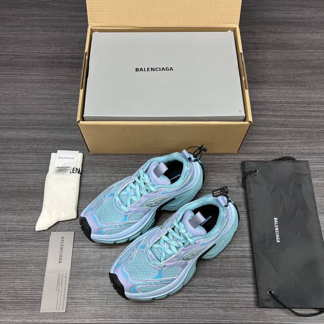 660 纯原版本Balenciaga巴黎世家 6Xl 圆头系带 低帮 老爹鞋湖蓝色。重工打造 所有配件均通过定做出产正品裁片 正确字体电绣 粗细、位置、大小正确