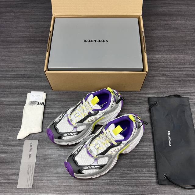 660 纯原版本Balenciaga巴黎世家 6Xl 圆头系带 低帮 老爹鞋白紫。重工打造 所有配件均通过定做出产正品裁片 正确字体电绣 粗细、位置、大小正确