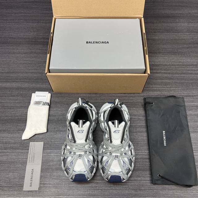 690 纯原版本Balenciaga Phantom Sneaker 巴黎世家全新做旧十代绑带潮流跑鞋 在延续 Track Trainer 户外轮廓和复杂鞋面结