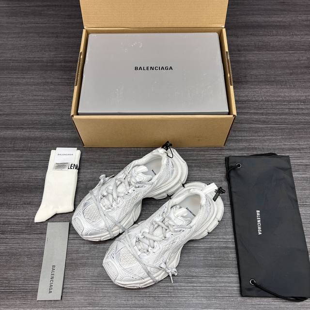 590 纯原版本Balenciaga Phantom Sneaker 巴黎世家全新做旧3Xl 十代全白做旧潮流跑鞋 在延续 Track Trainer 户外轮廓
