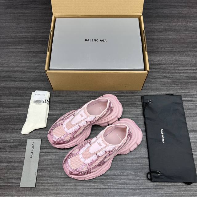 590 纯原版本Balenciaga Phantom Sneaker 巴黎世家3Xl粉色一脚蹬 在延续 Track Trainer 户外轮廓和复杂鞋面结构的同时