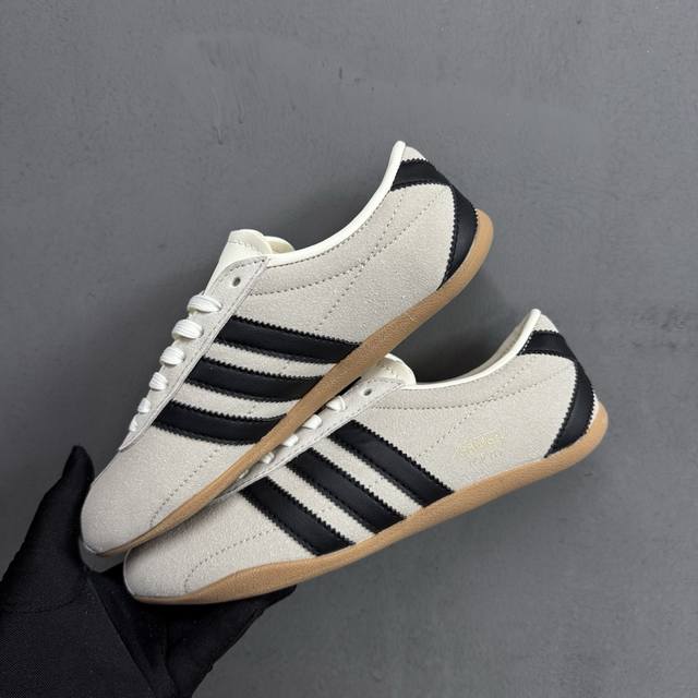 270 档口现货 ad Originals Tokyo 东京限定系列复古百搭薄底德 训风低帮休闲运动T头鞋Originals 挖掘复古运动基因，文 将经典与现代