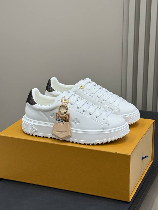 顶级品质P460 louis Vuitton Ss25 New Arrival～ lv经典厚底运动鞋2025春夏新版面 本款Time Out运动鞋取材柔软牛皮革