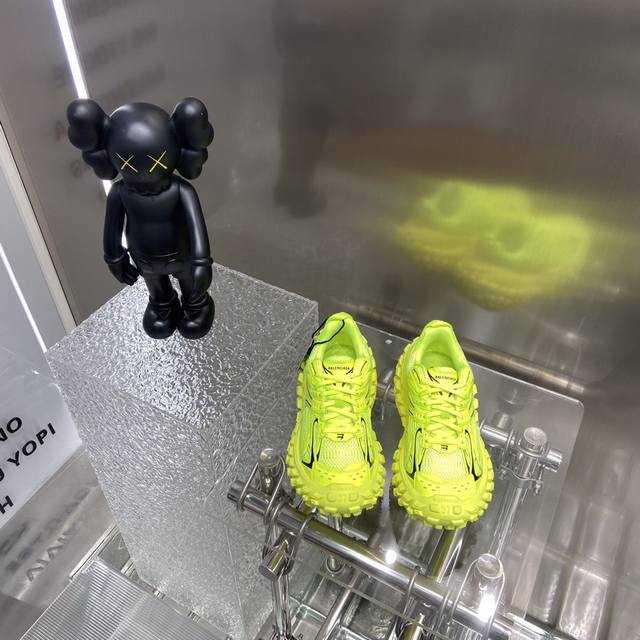 balenciaga Defender巴黎世家轮胎老爹鞋情侣款 东莞原厂原原楦原纸版开发版型 原版一致配件防尘袋及附送鞋带 1:1比例克重 全掌Pu乳胶鞋垫及外
