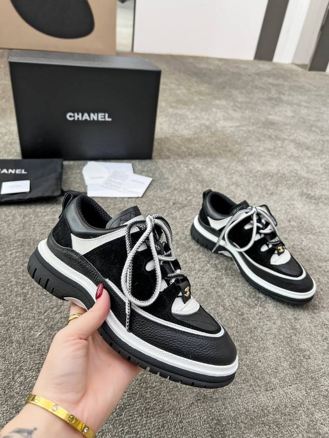 P360自厂 chanel 香奈儿最新25C休闲运动鞋 原版模具定制 无敌漂亮又好穿 绝对仙女款 超级舒服，配色高级耐看 百搭 率性的休闲运动风，飒爽又自然，演