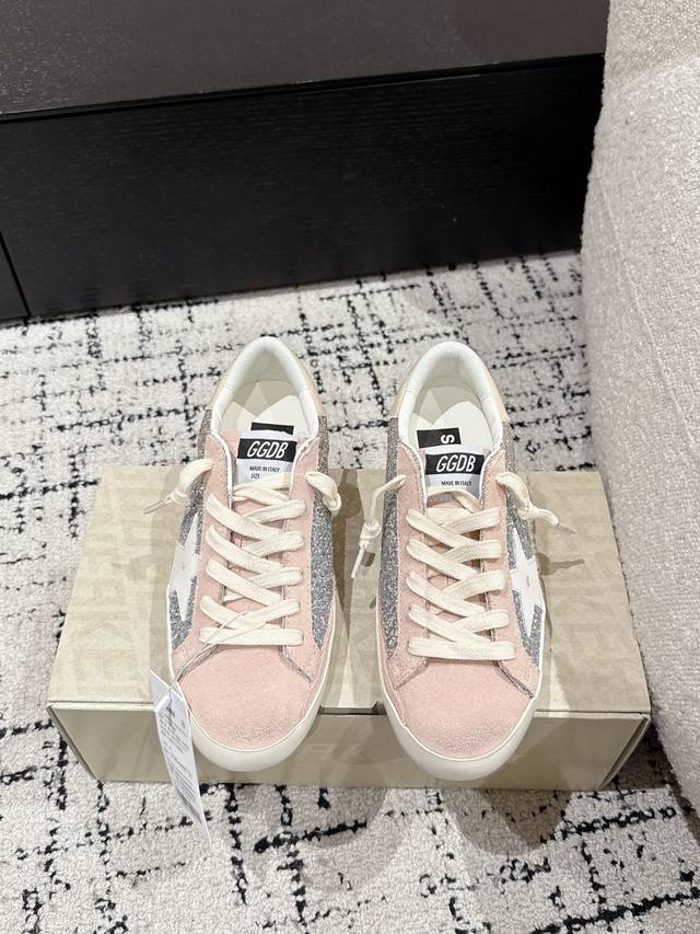 380 #女款 代购级 ｜Golden Goose Deluxe Brand 白皮星彩格面 ggdb经典情侣款小脏鞋~~火红程度上怼小白鞋，下踩各类小脏鞋！明星