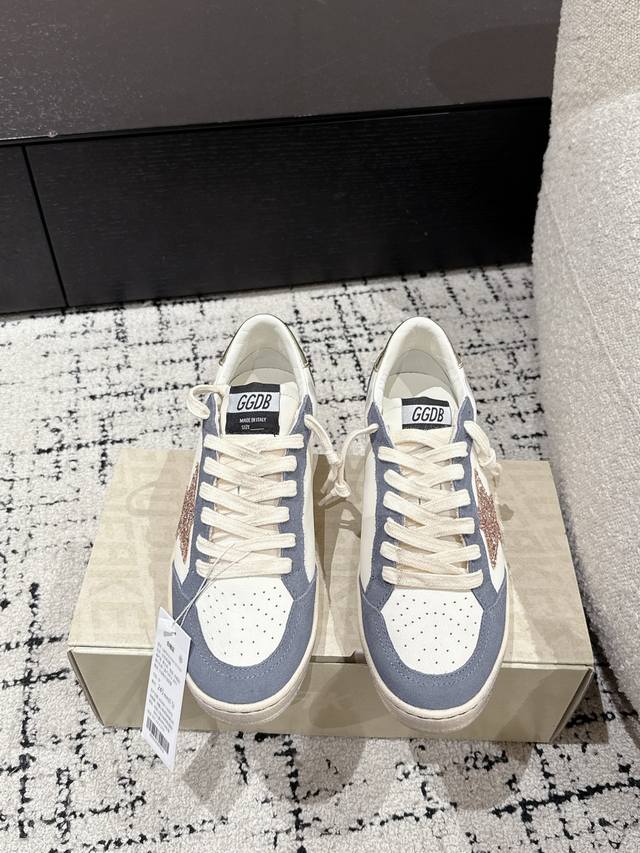 380 #女款 代购级 ｜Golden Goose Deluxe Brand 彩格星浅金尾 ggdb经典情侣款小脏鞋~~火红程度上怼小白鞋，下踩各类小脏鞋！明星