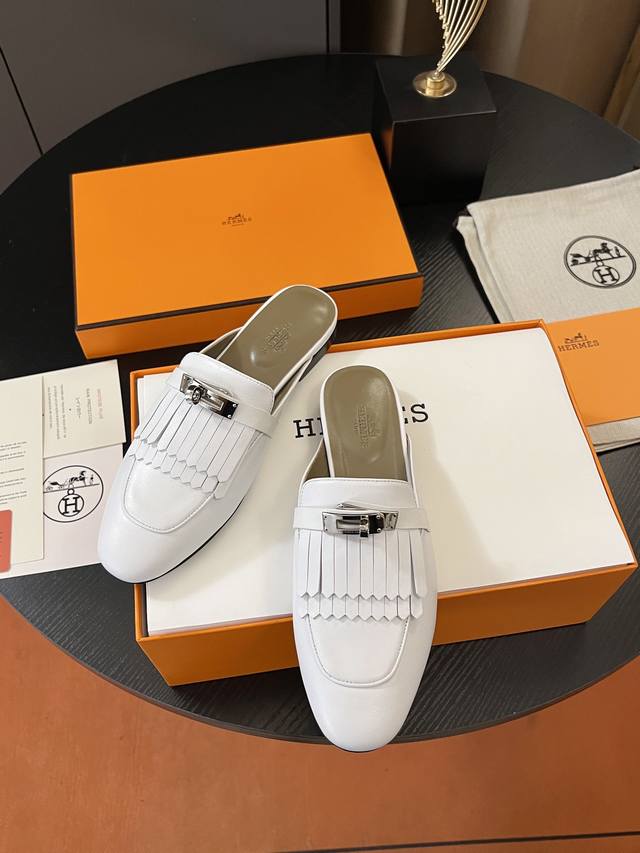400Hermes 爱马仕经典Kelly穆勒半拖，鞋面订制小牛皮，内里垫脚羊皮，经典之作，流苏设计极具个性！激光五金刻字，意大利真皮大底Size：34-42，（