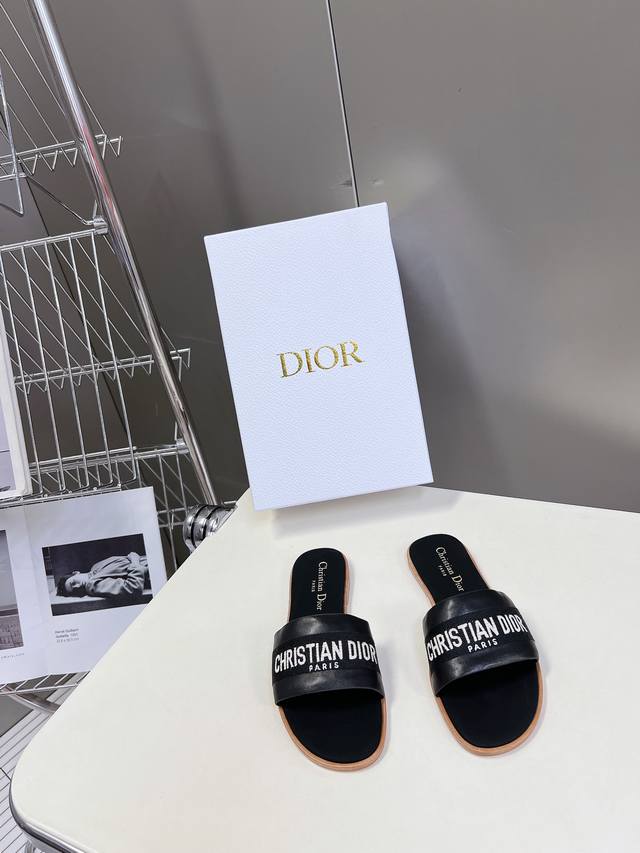 360 Dior迪奥经典款棉质3D立体刺绣印花凉拖鞋 专柜长青款 超多网红路人种草 顶级品质原版飞织纯棉3D立体刺绣/印花 上脚非常舒适 内里垫脚牛皮～幸运星